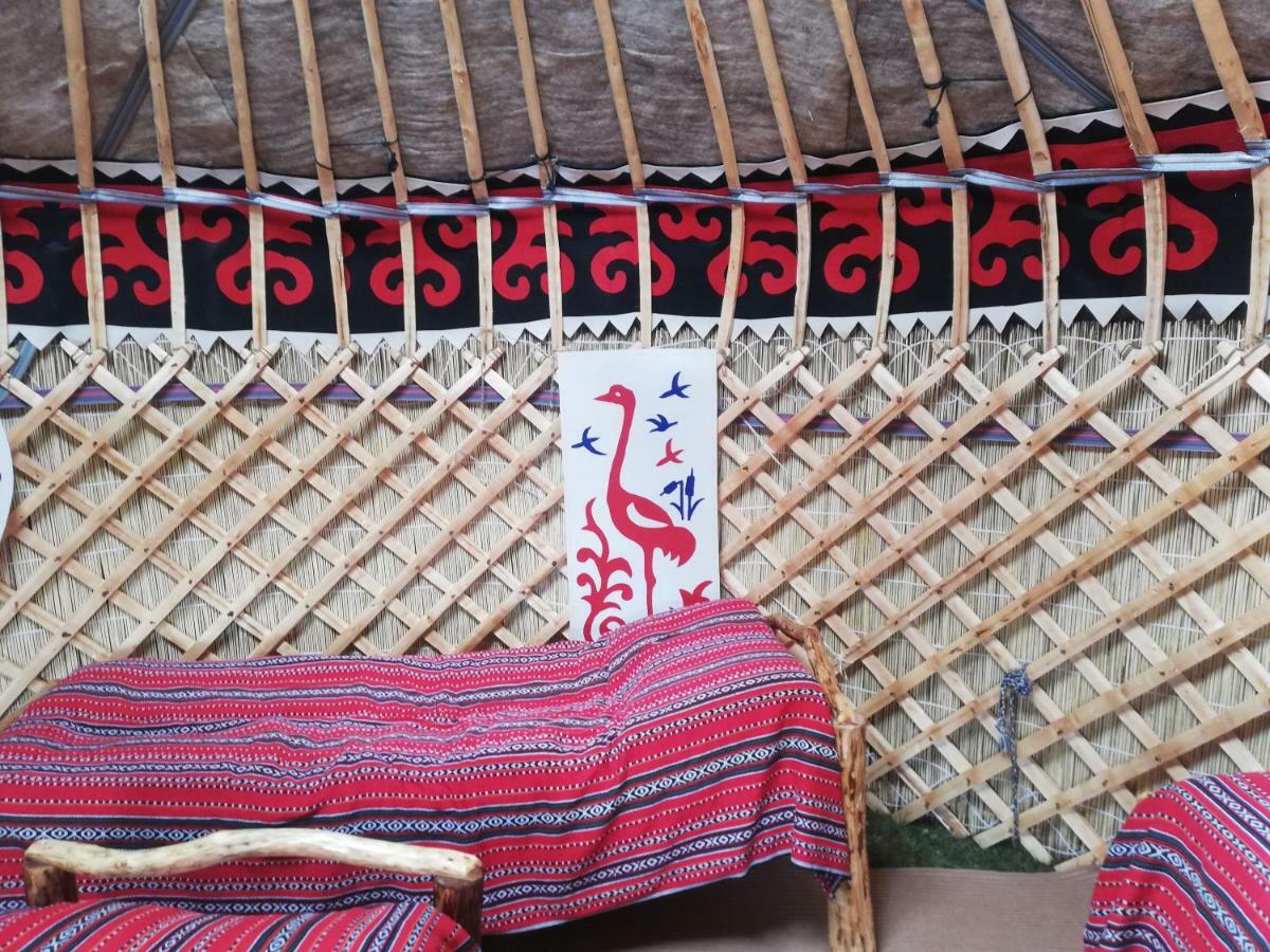 Kochkor Yurt Camp Muras In Song Kol Lake酒店 外观 照片